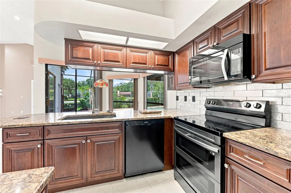 15923 ELLSWORTH DRIVE Tampa, FL 33647