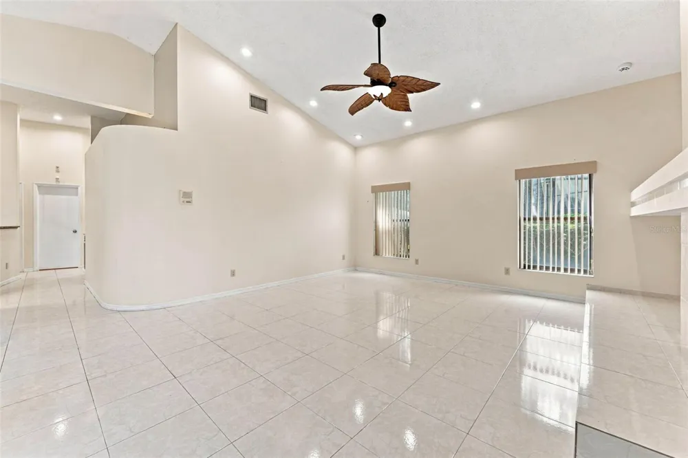 15923 ELLSWORTH DRIVE Tampa, FL 33647
