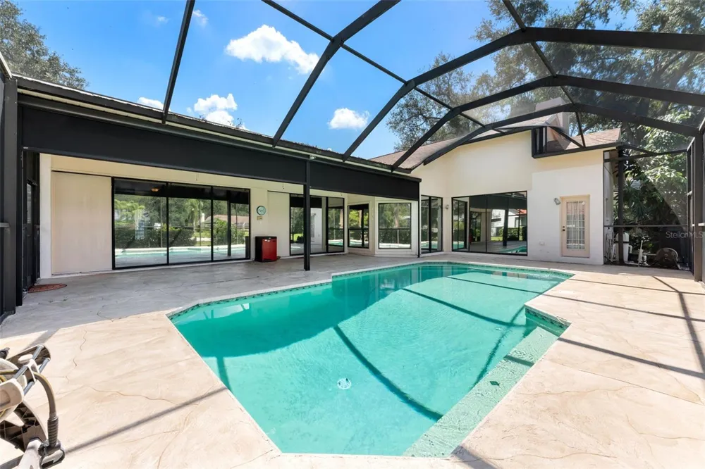 15923 ELLSWORTH DRIVE Tampa, FL 33647