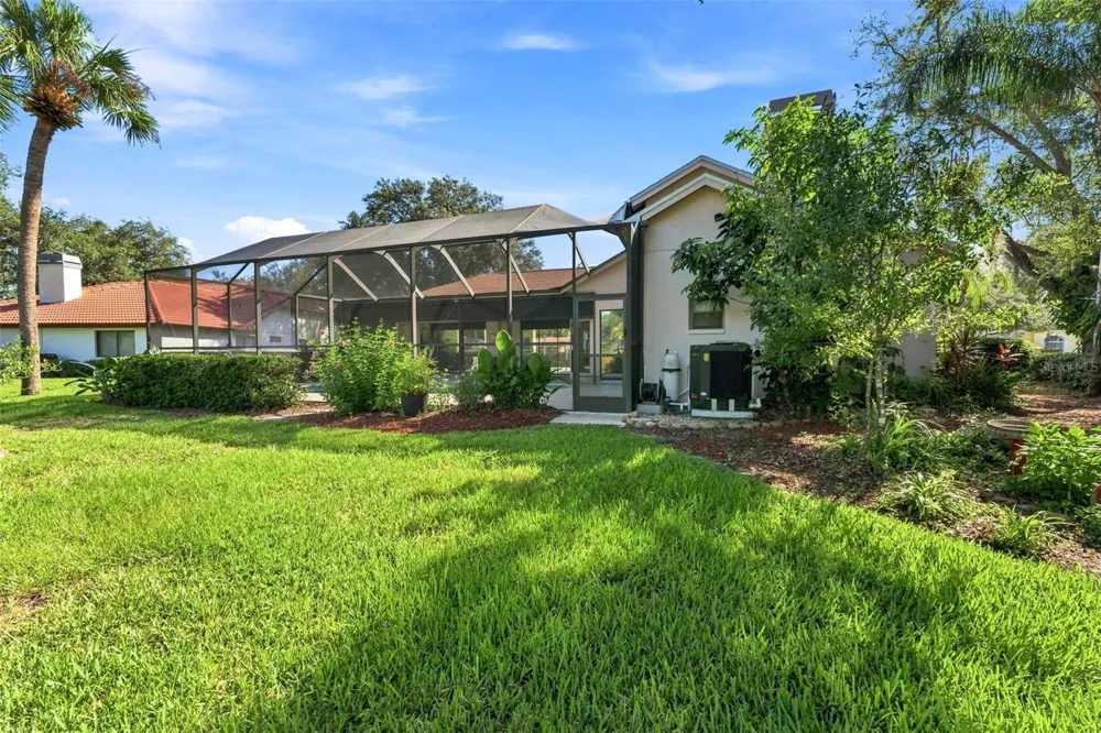 15923 ELLSWORTH DRIVE Tampa, FL 33647