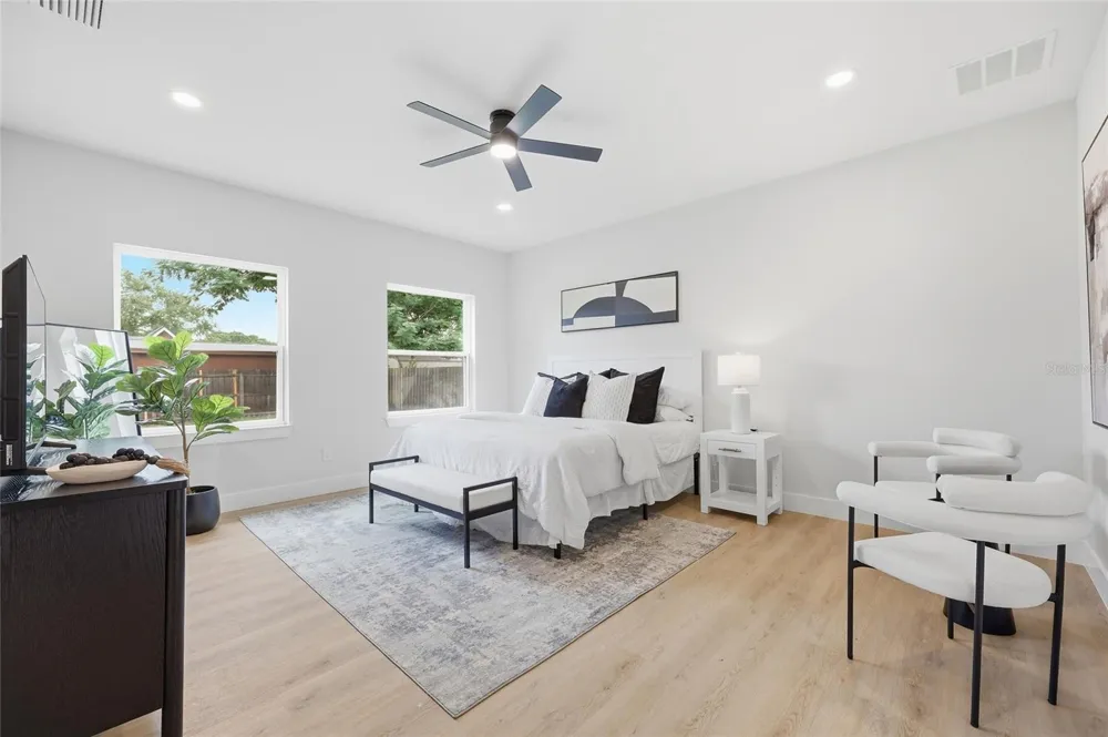 351 E WILDMERE AVENUE Longwood, FL 32750