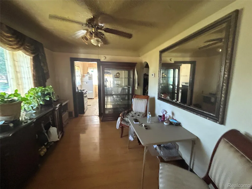 221 Campbell Street River Rouge City, MI 48218