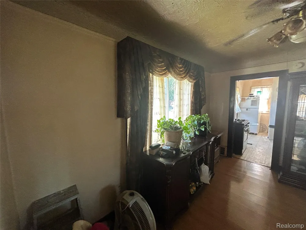 221 Campbell Street River Rouge City, MI 48218
