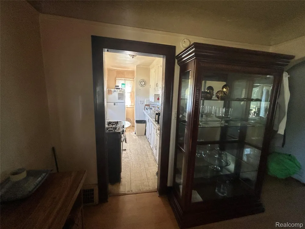 221 Campbell Street River Rouge City, MI 48218