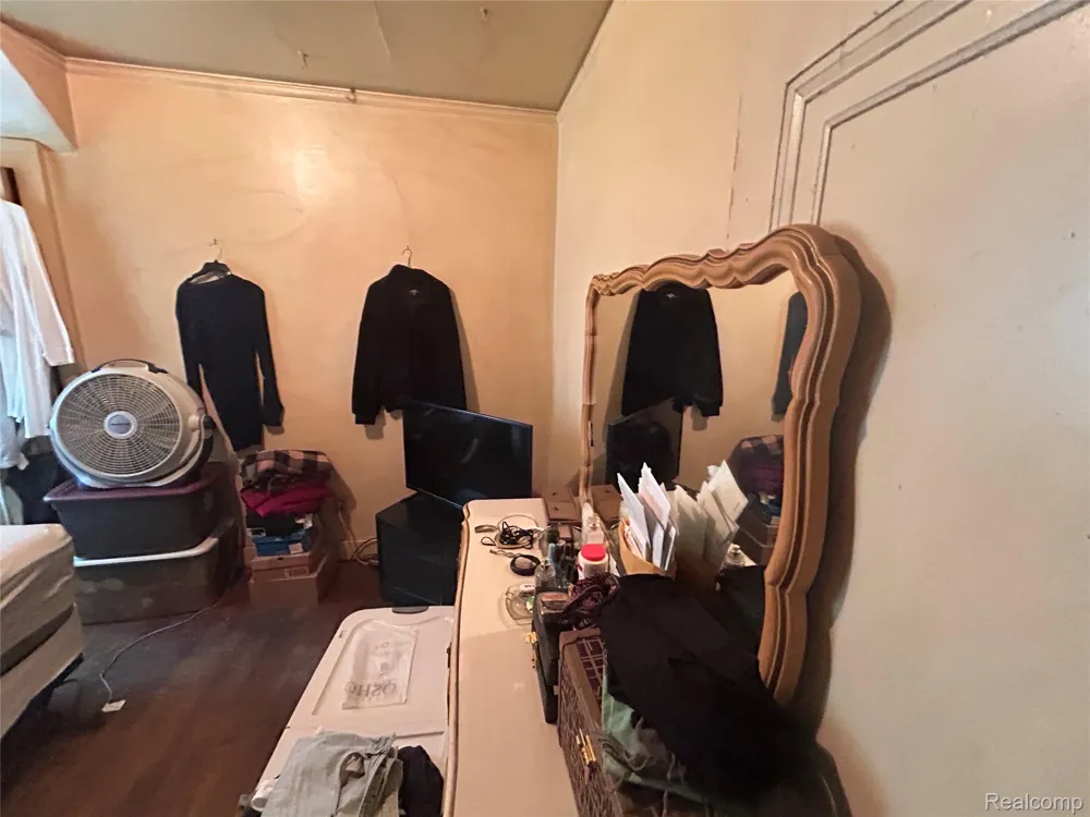221 Campbell Street River Rouge City, MI 48218