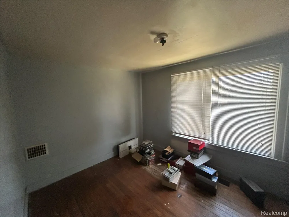 221 Campbell Street River Rouge City, MI 48218