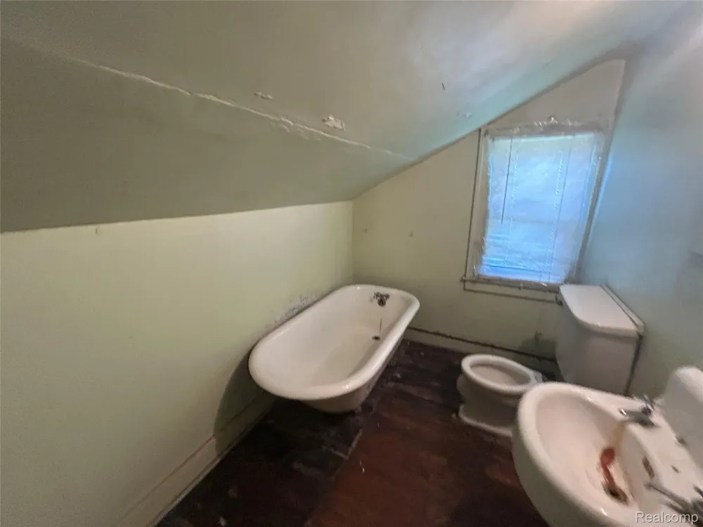 221 Campbell Street River Rouge City, MI 48218