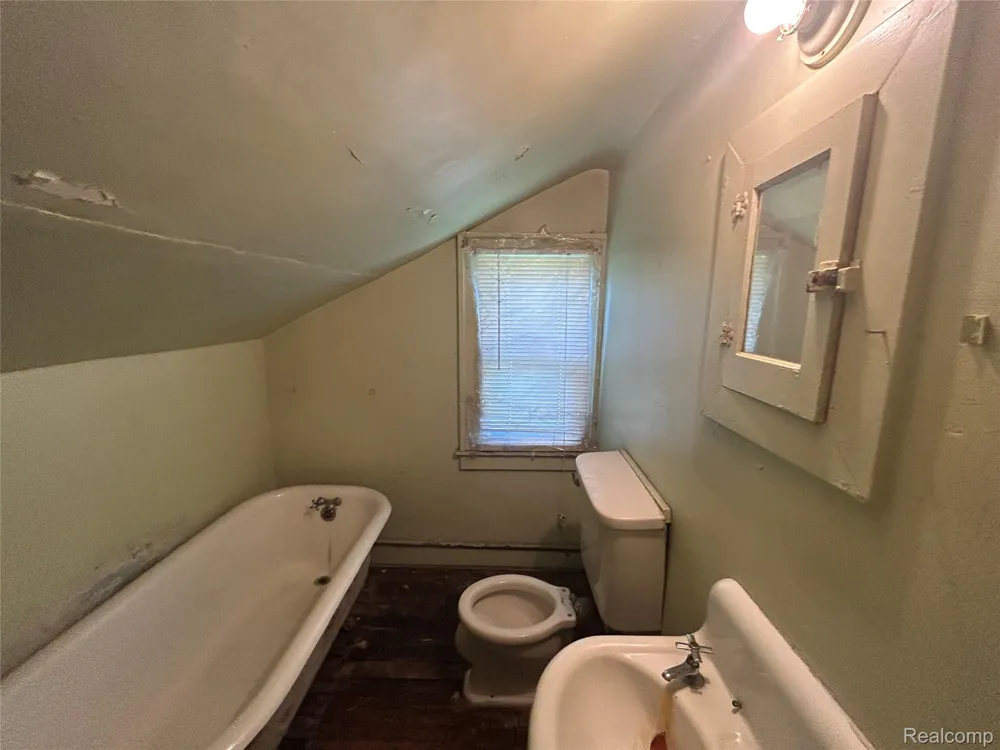 221 Campbell Street River Rouge City, MI 48218