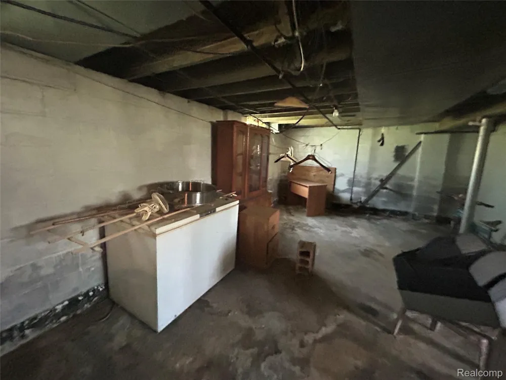 221 Campbell Street River Rouge City, MI 48218