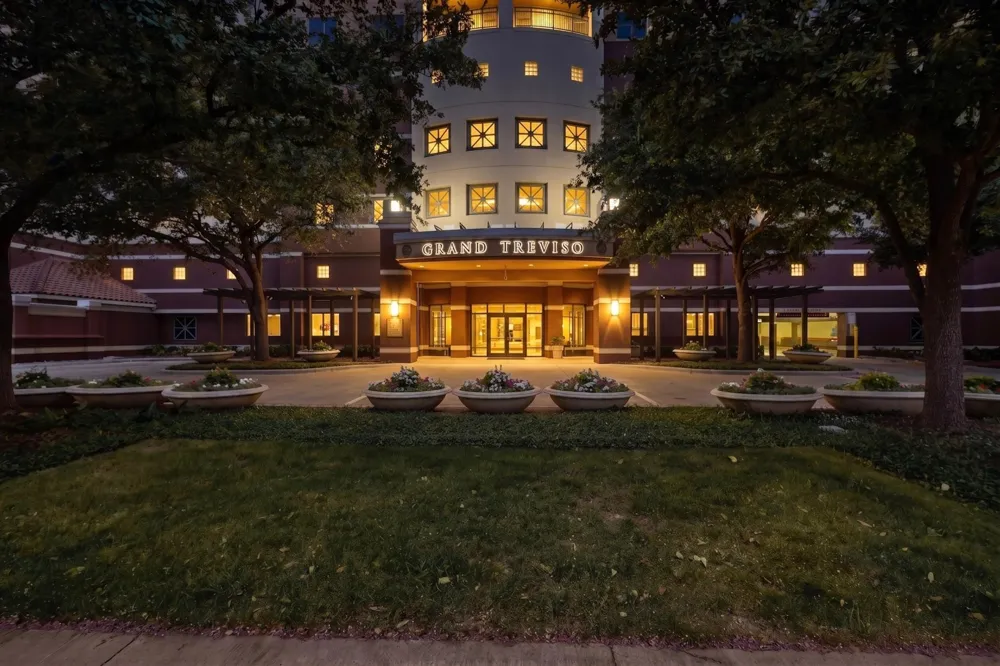 330 Las Colinas Boulevard E #232 Irving, TX 75039