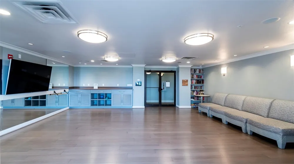 330 Las Colinas Boulevard E #232 Irving, TX 75039