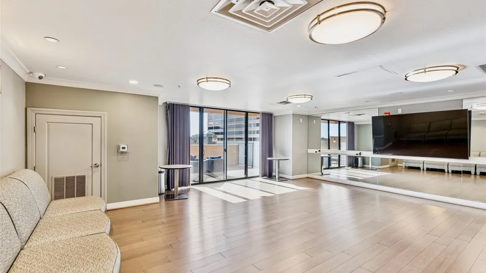 330 Las Colinas Boulevard E #232 Irving, TX 75039