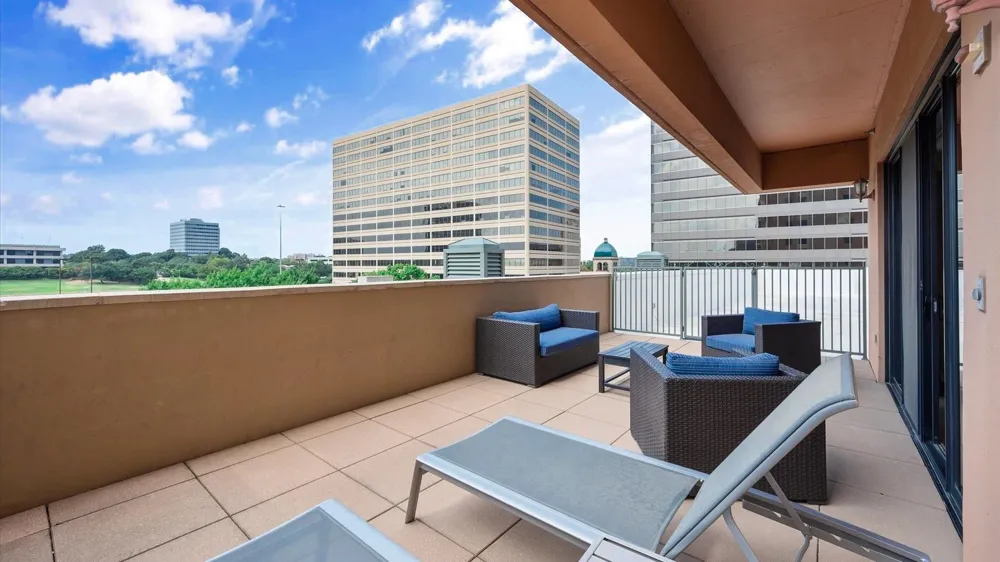 330 Las Colinas Boulevard E #232 Irving, TX 75039