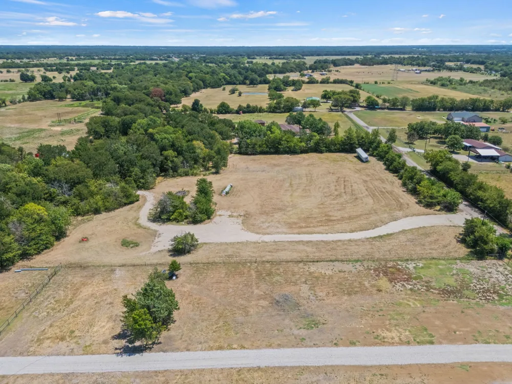 1528 County Road 3520 Quinlan, TX 75474
