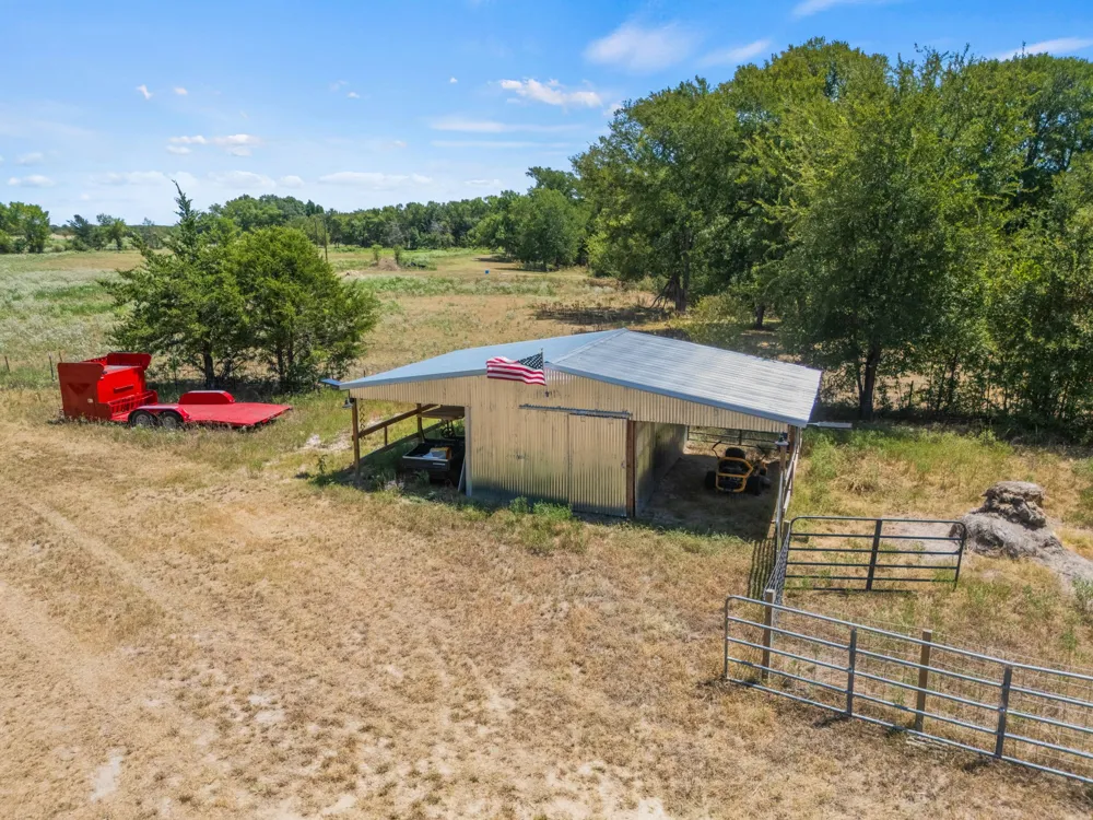 1528 County Road 3520 Quinlan, TX 75474