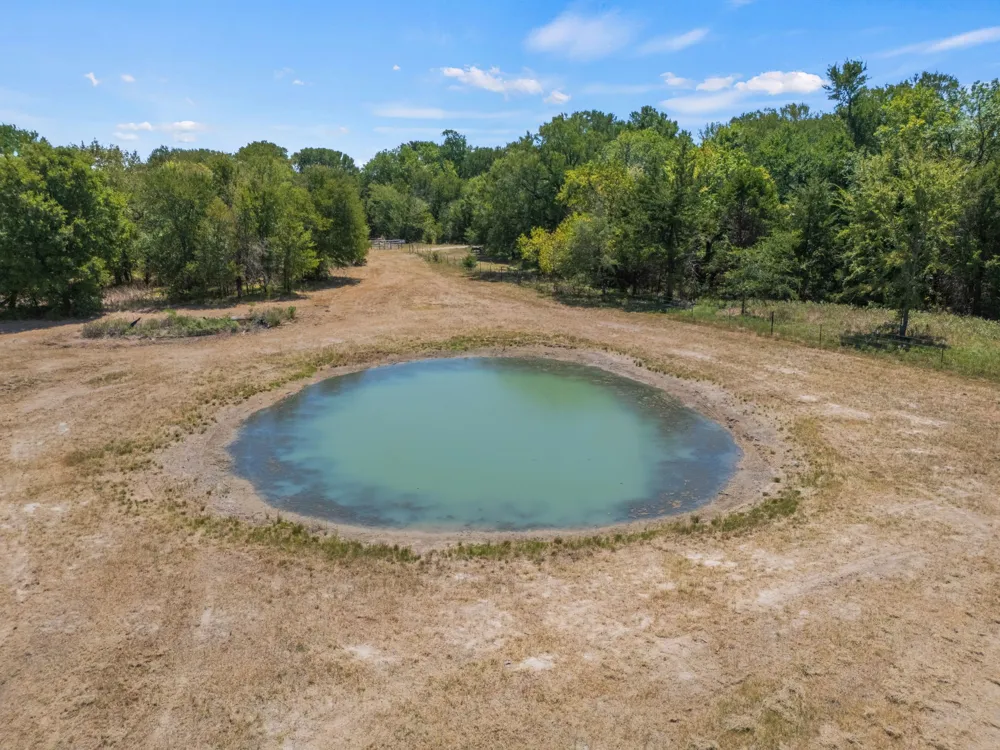 1528 County Road 3520 Quinlan, TX 75474