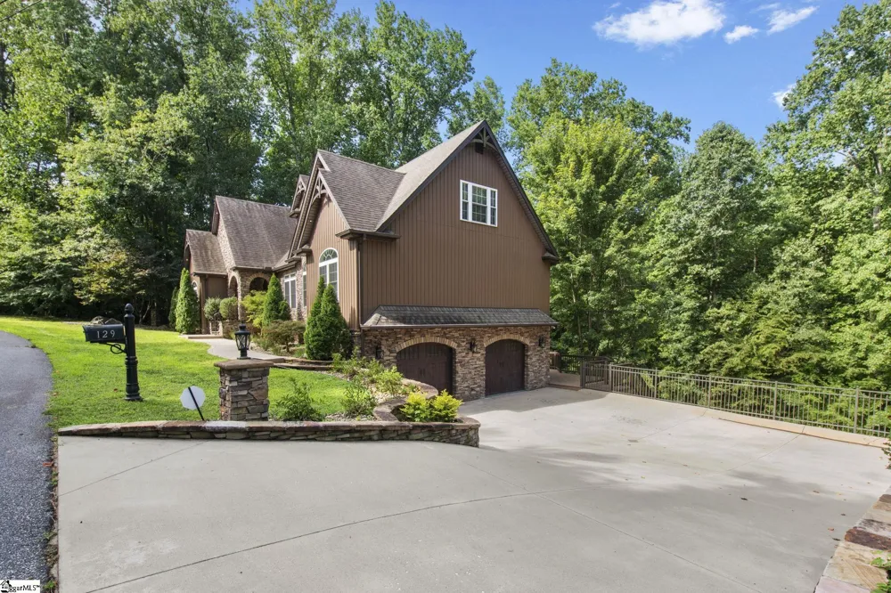 129 Overbrook Circle Lyman, SC 29365