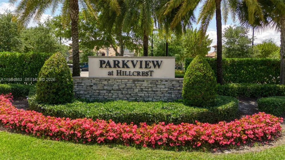1628 Myrtle Oak Ter Hollywood, FL 33021