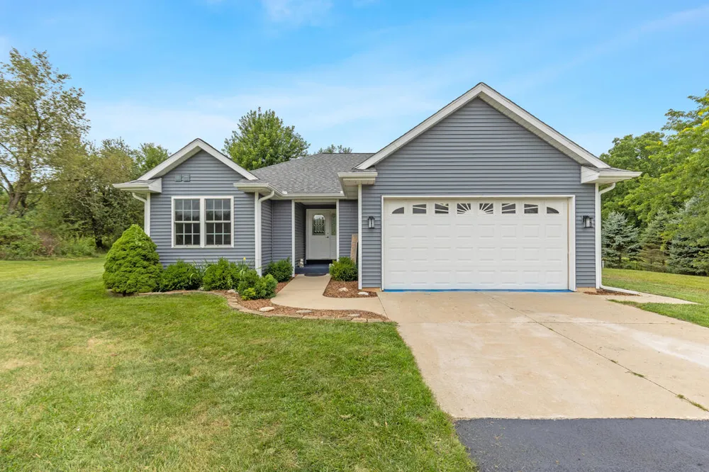 1746 Rowden Drive Hastings, MI 49058