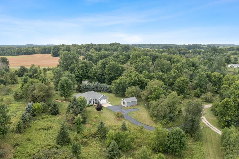 1746 Rowden Drive Hastings, MI 49058