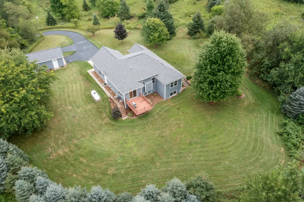 1746 Rowden Drive Hastings, MI 49058