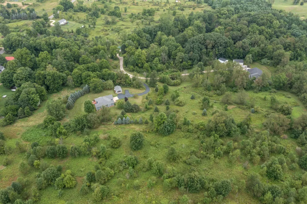 1746 Rowden Drive Hastings, MI 49058