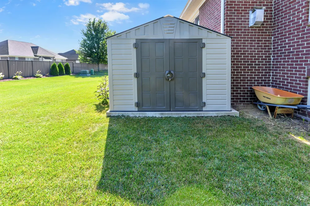 26574 Bronx Drive Chesterfield Township, MI 48051