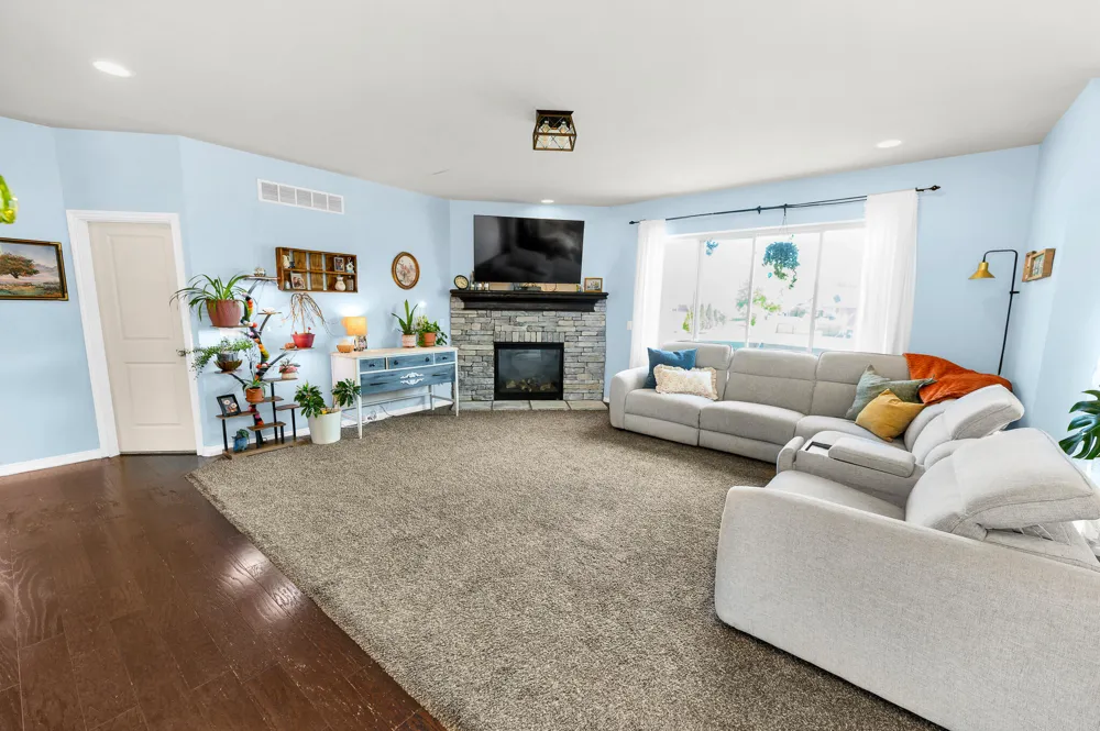 26574 Bronx Drive Chesterfield Township, MI 48051