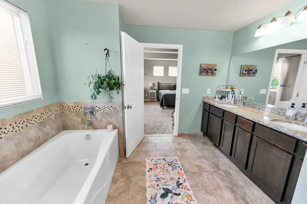 26574 Bronx Drive Chesterfield Township, MI 48051
