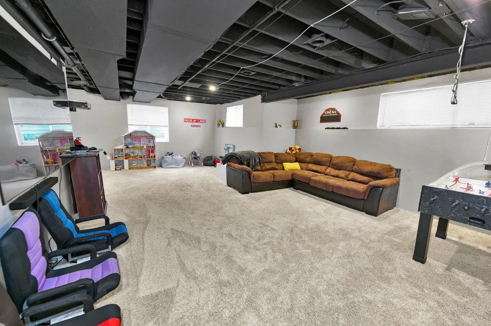 26574 Bronx Drive Chesterfield Township, MI 48051