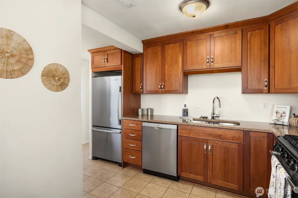 103 8th Avenue S Edmonds, WA 98020
