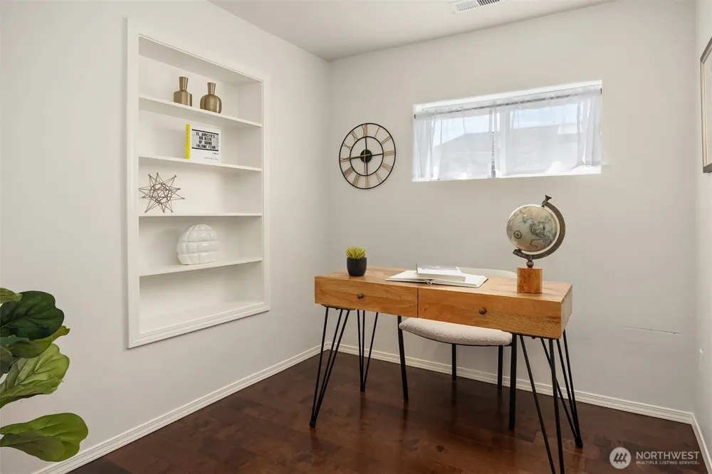 103 8th Avenue S Edmonds, WA 98020