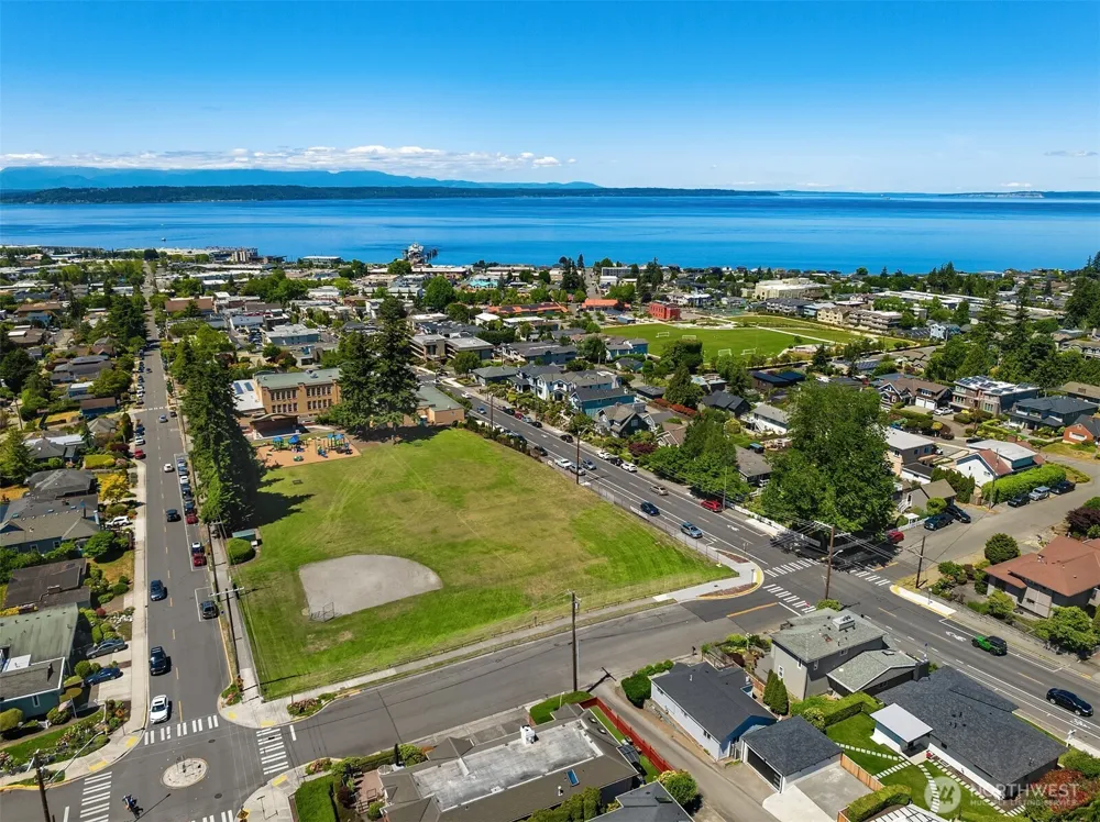 103 8th Avenue S Edmonds, WA 98020