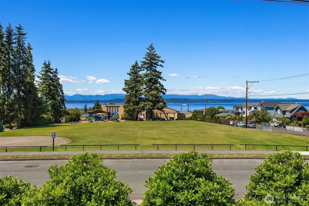 103 8th Avenue S Edmonds, WA 98020
