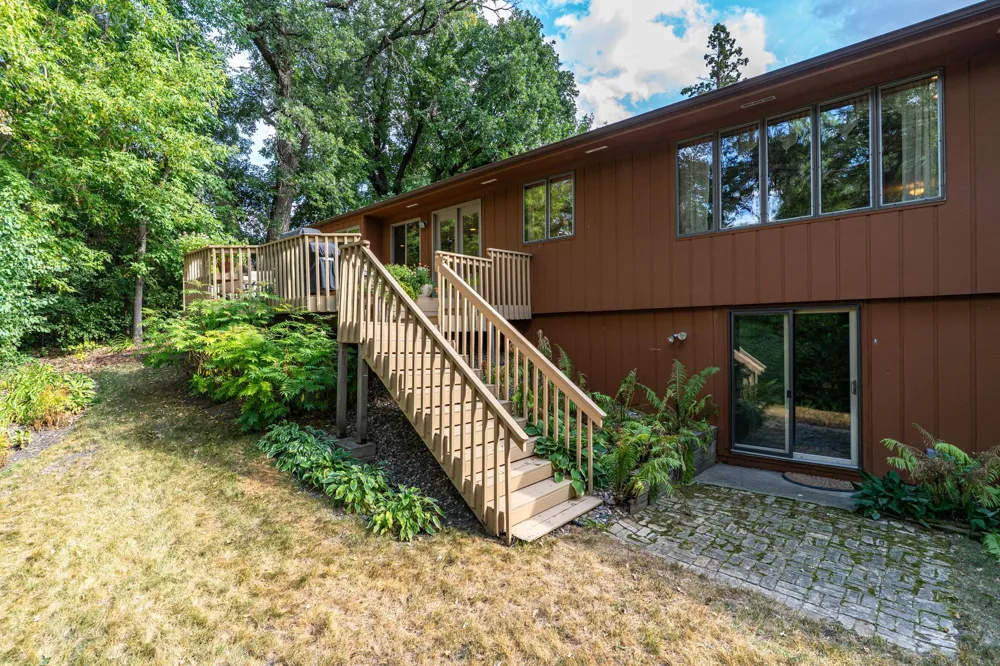 920 Groveland Avenue Crookston, MN 56716