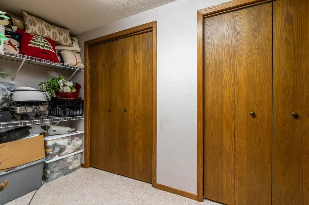 920 Groveland Avenue Crookston, MN 56716