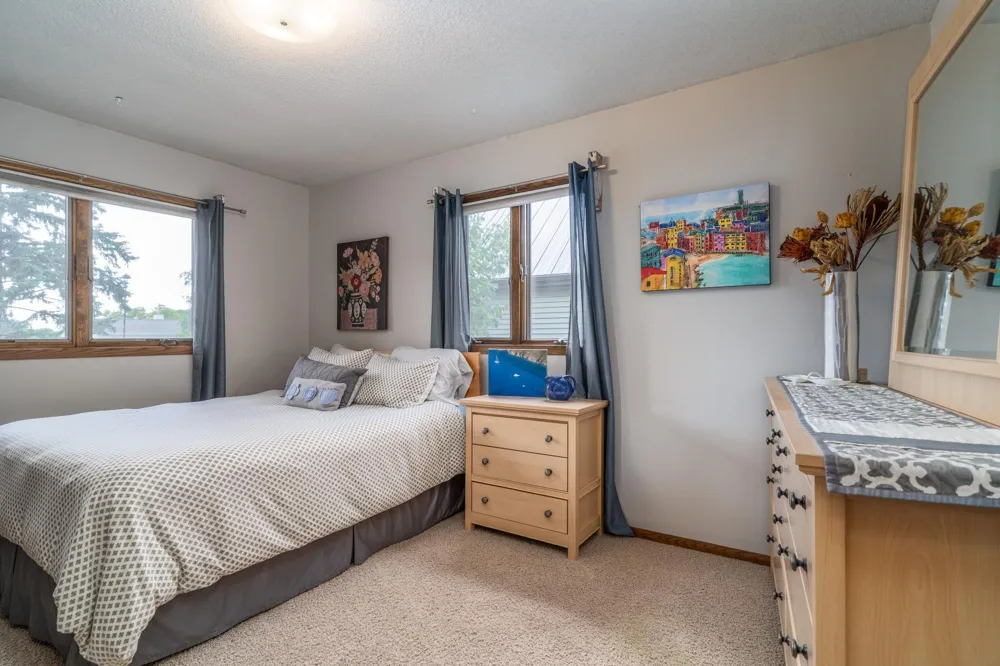 920 Groveland Avenue Crookston, MN 56716