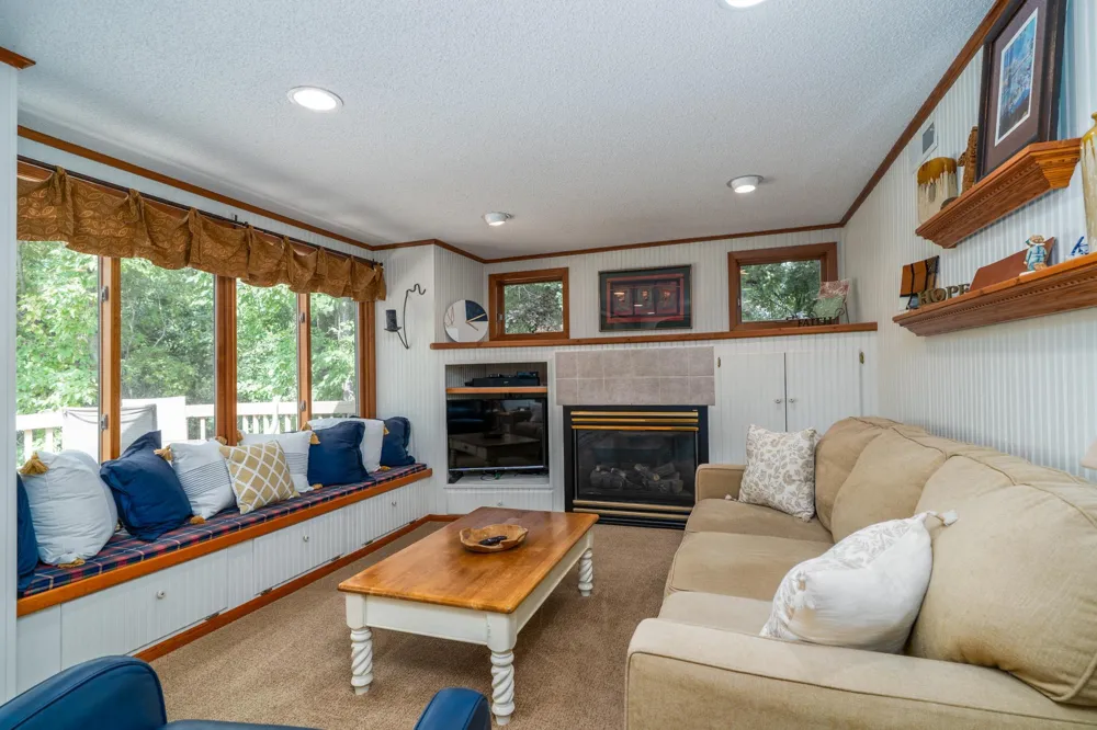 920 Groveland Avenue Crookston, MN 56716