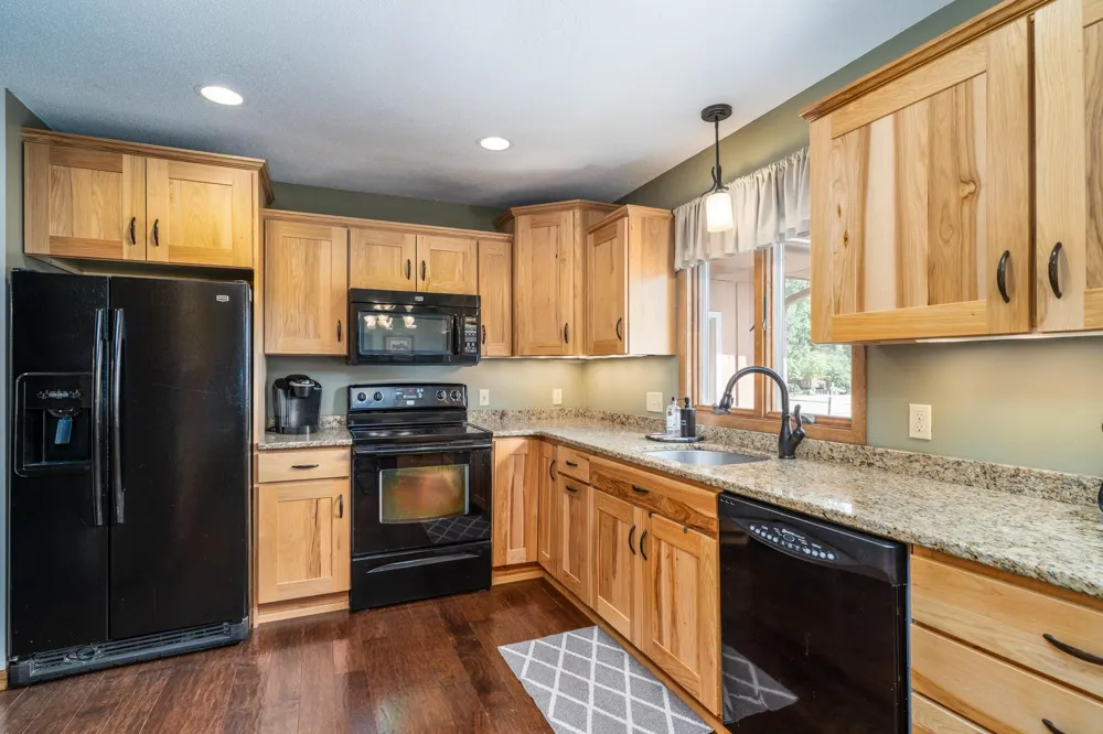 920 Groveland Avenue Crookston, MN 56716