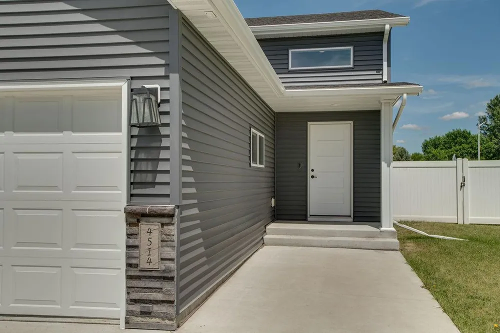 4514 13th Street S Moorhead, MN 56560