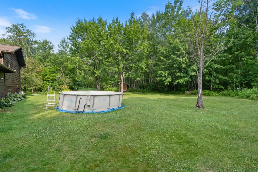 5665 Hagberg Road Hermantown, MN 55811