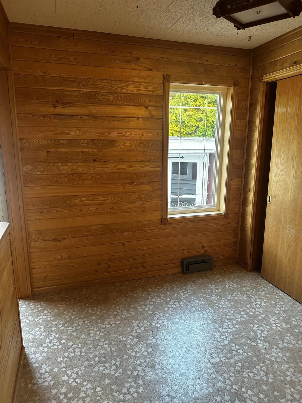 1303 11th Avenue International Falls, MN 56649
