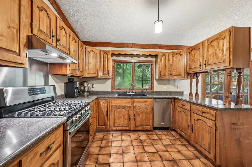 4311 Williston Road Minnetonka, MN 55345
