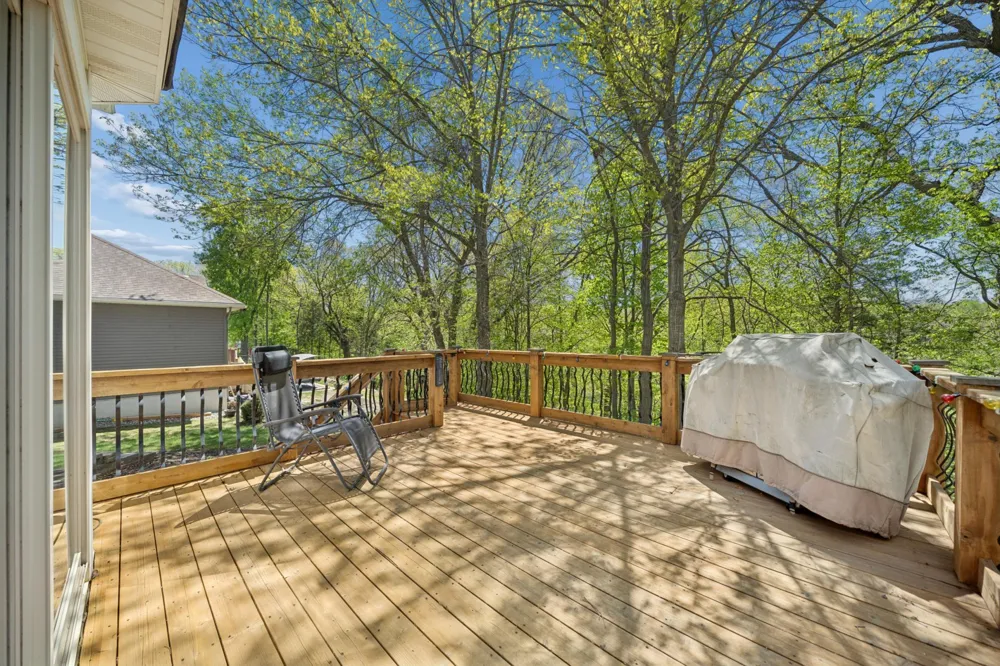 1017 Provence Lane Belle Plaine, MN 56011