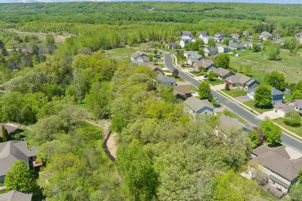 1017 Provence Lane Belle Plaine, MN 56011