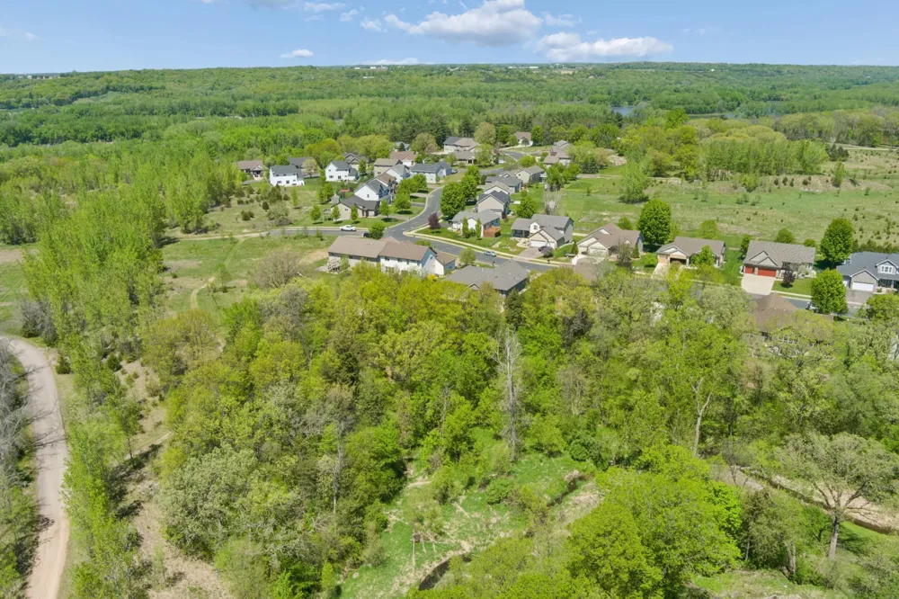 1017 Provence Lane Belle Plaine, MN 56011