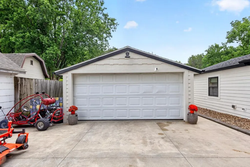 330 1st Avenue NE Oronoco, MN 55960