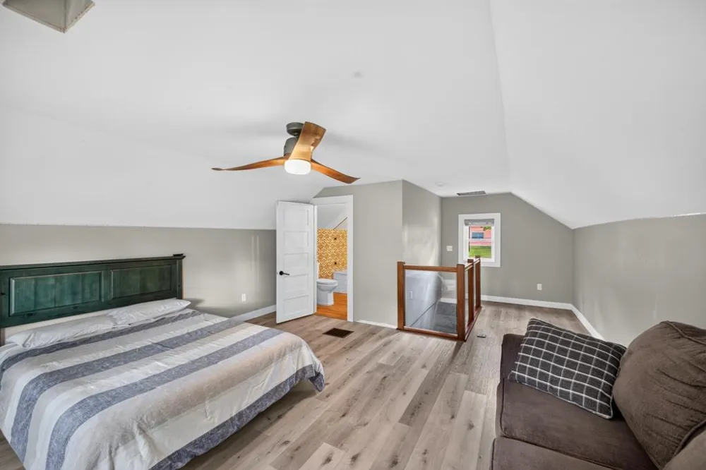 330 1st Avenue NE Oronoco, MN 55960
