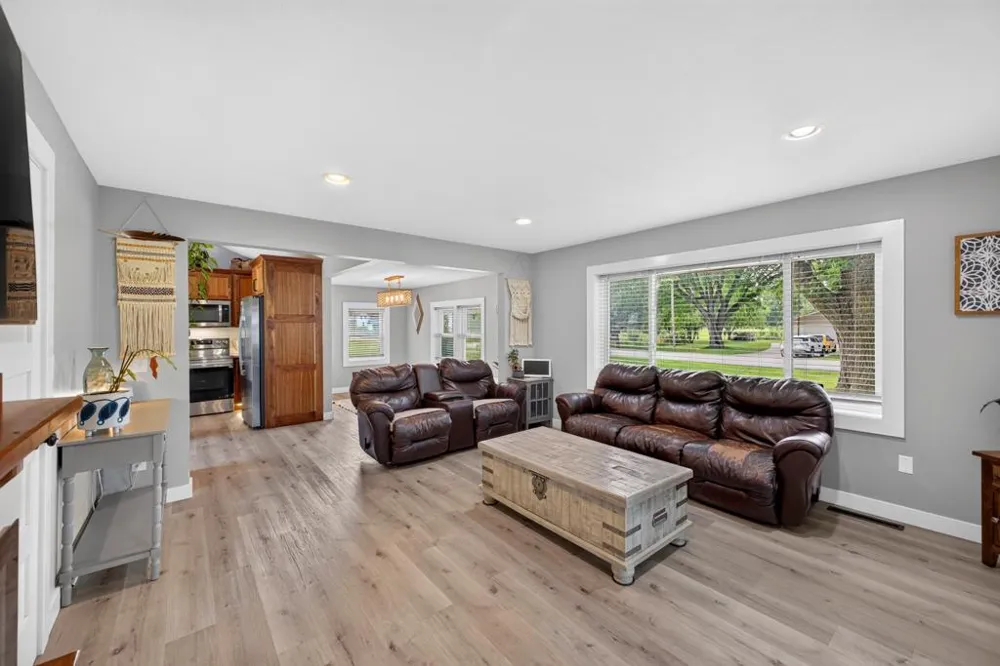 330 1st Avenue NE Oronoco, MN 55960