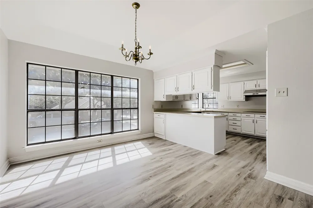 1021 Rio Grande Drive Benbrook, TX 76126
